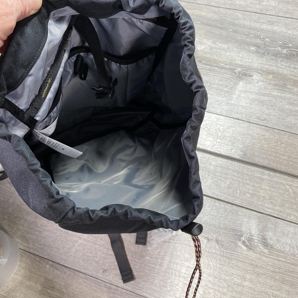 backpack or shoulder bag for travel Convertible Canvas Backpack: Kiss Lock Shoulder Bag, Crossbody Style  Oversized Frame Purse